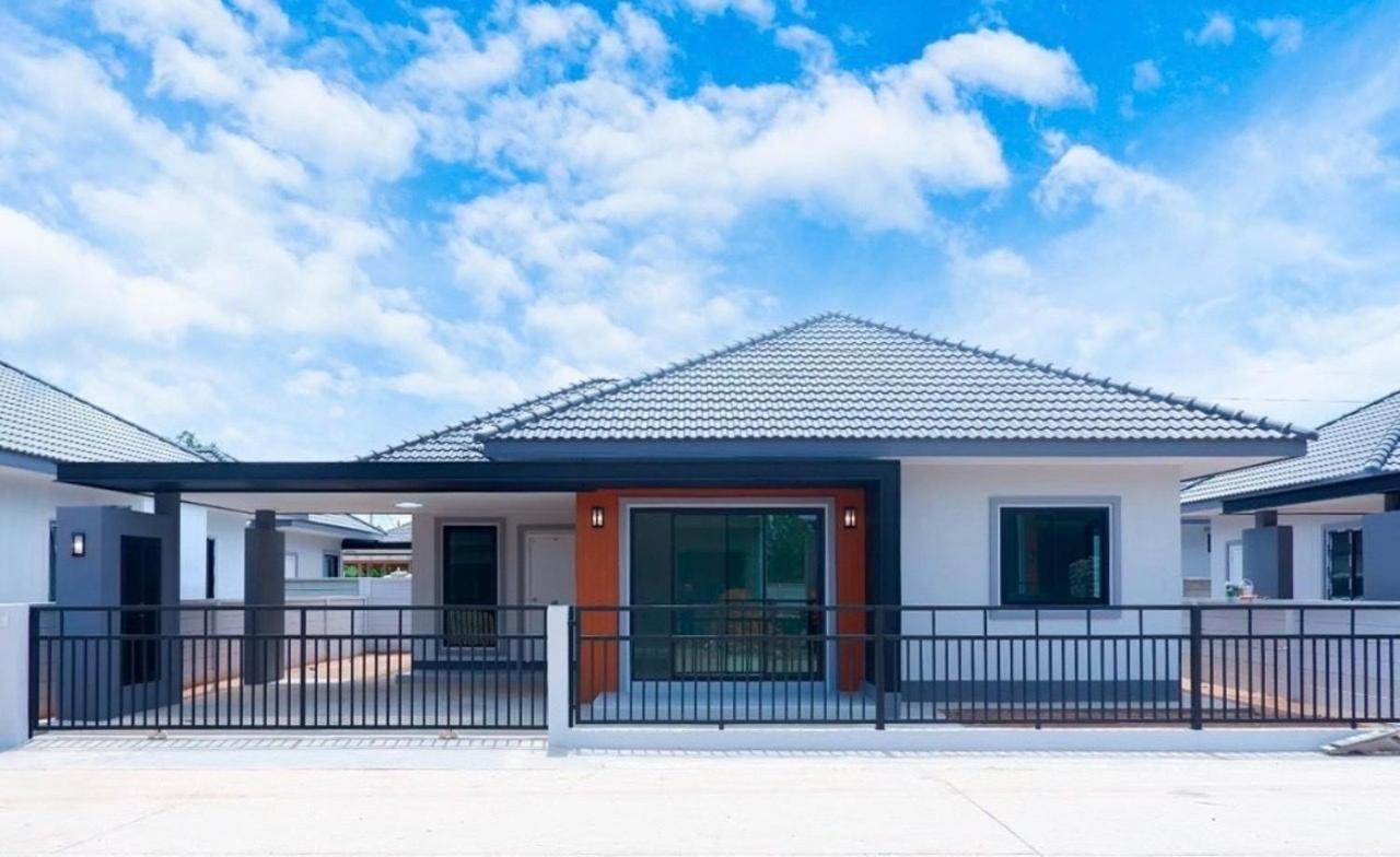 Large & Quiet 3Bd Home With Security & Pool Ubon Ratchathani Eksteriør billede
